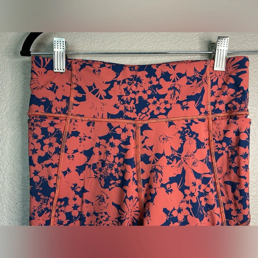Lululemon Final Lap Crop *23